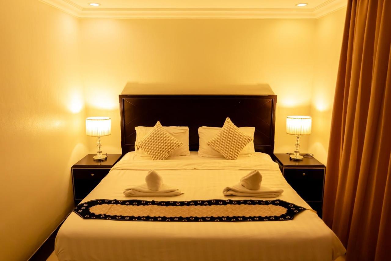 Ivory Palace Hotel Pattaya Exterior photo