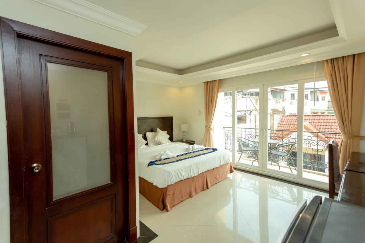 Ivory Palace Hotel Pattaya Exterior photo